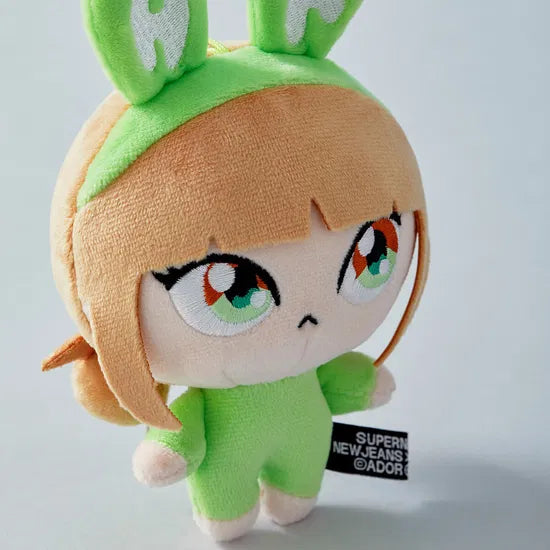 NEW JEANS X MURAKAMI SUPERNATURAL PLUSH KEYRING – Kpop Nara