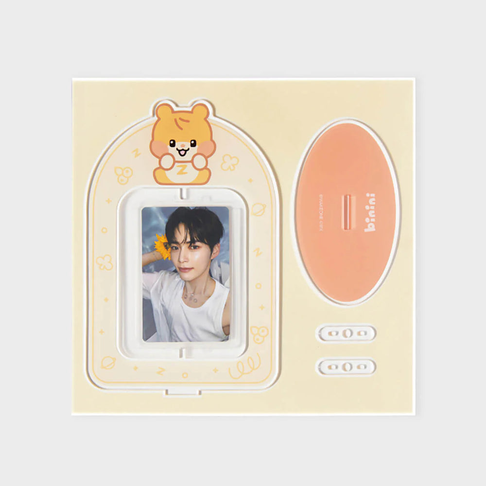 
                      
                        ZEROBASEONE - ZERONI ROTATING ACRYLIC STAND BININI
                      
                    