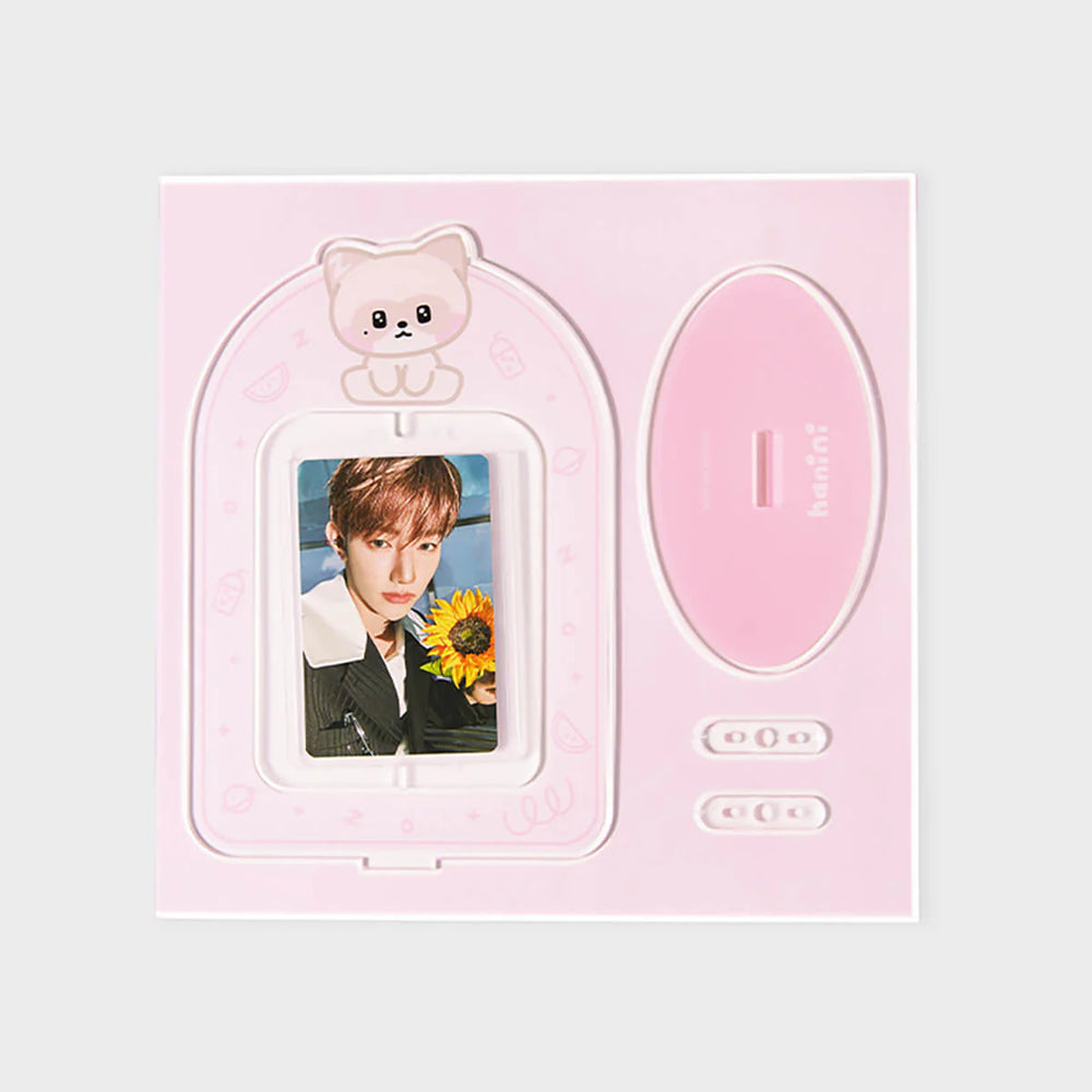 
                      
                        ZEROBASEONE - ZERONI ROTATING ACRYLIC STAND HANINI
                      
                    