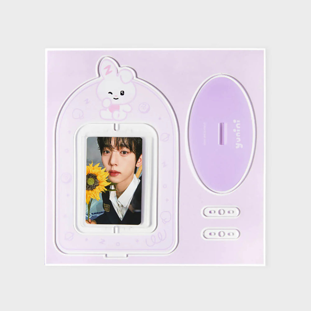 
                      
                        ZEROBASEONE - ZERONI ROTATING ACRYLIC STAND YUNINI
                      
                    