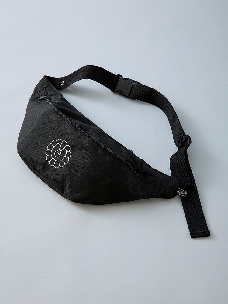 ミュージシャン MGA Light Stick Bag / Black NEW JEANS X MURAKAMI - LIGHT STICK BAG – Kpop Nara