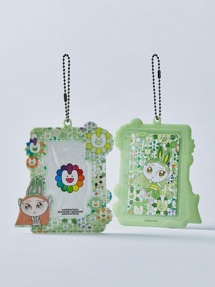 NEW JEANS - SUPERNATURAL X MURAKAMI PHOTOCARD HOLDER KEYRING