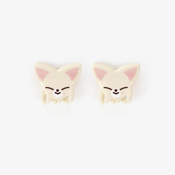 
                      
                        picture of two small hair clips with foxi.ny faces
                      
                    